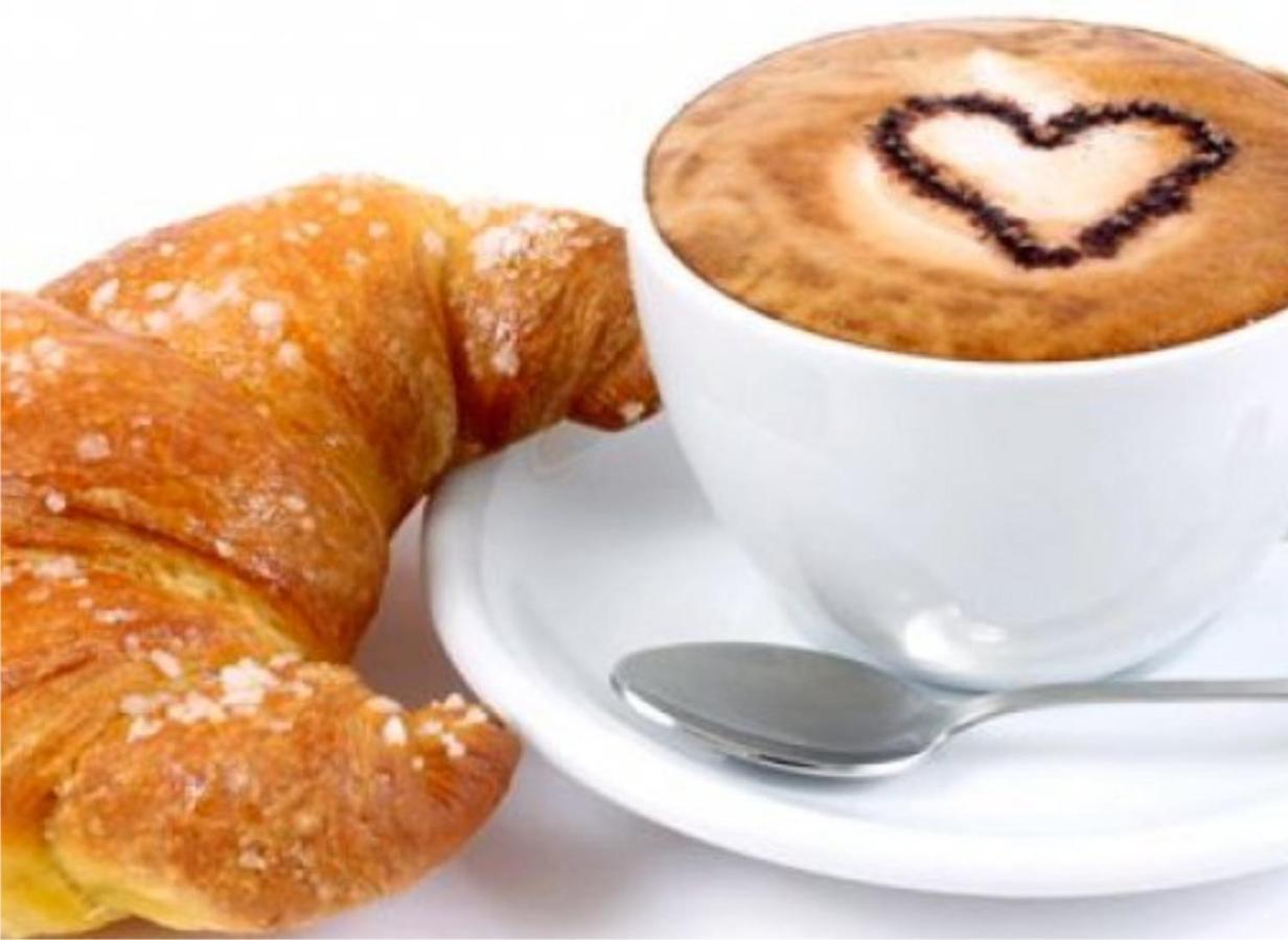 B&B Dolci Sogni Triggiano Luaran gambar